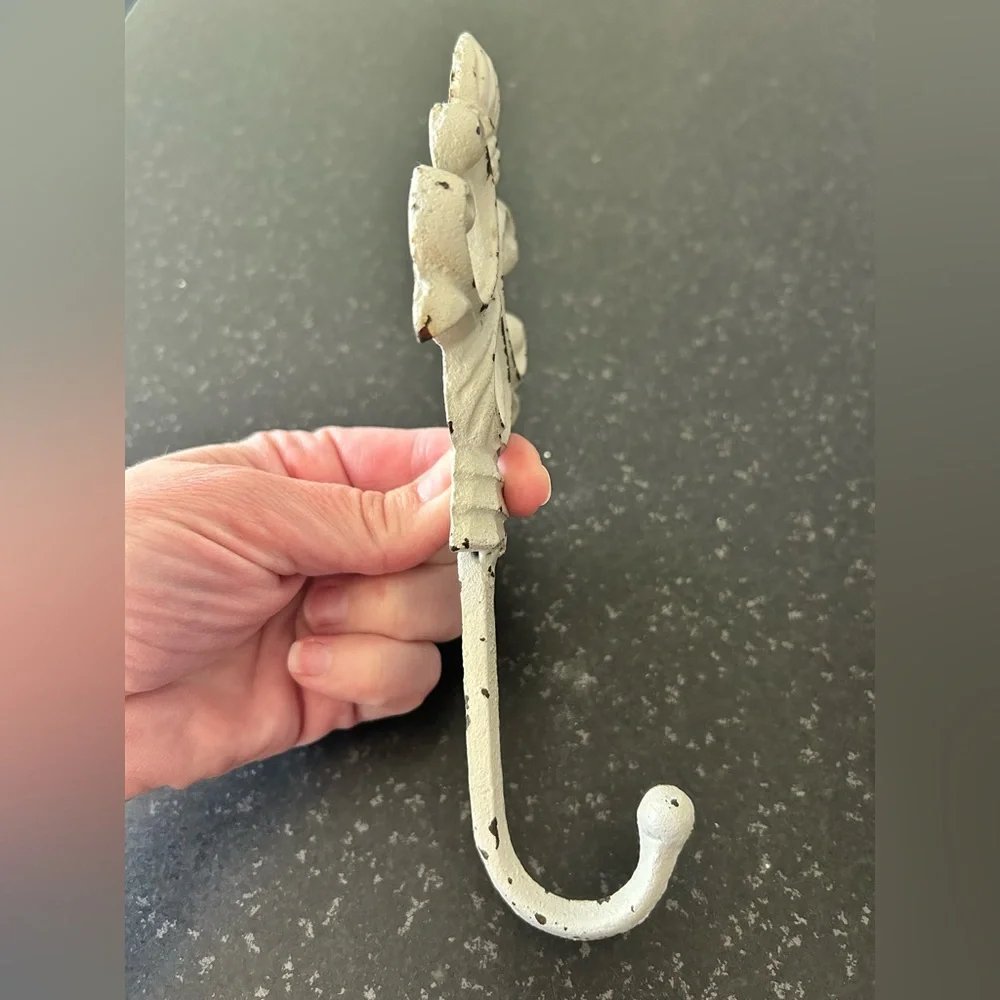 Cream Vintage-Style Wall Hook with Scrollwork Design